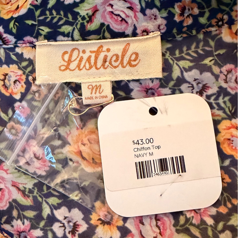 Listicle  Navy Blue with Ditsy Floral Long Sleeve Blouse M - Picture 9 of 11